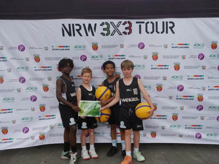Ultimate Basketball